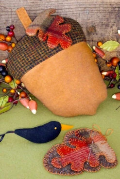 BIG FAT Acorn - Wool Applique Pattern