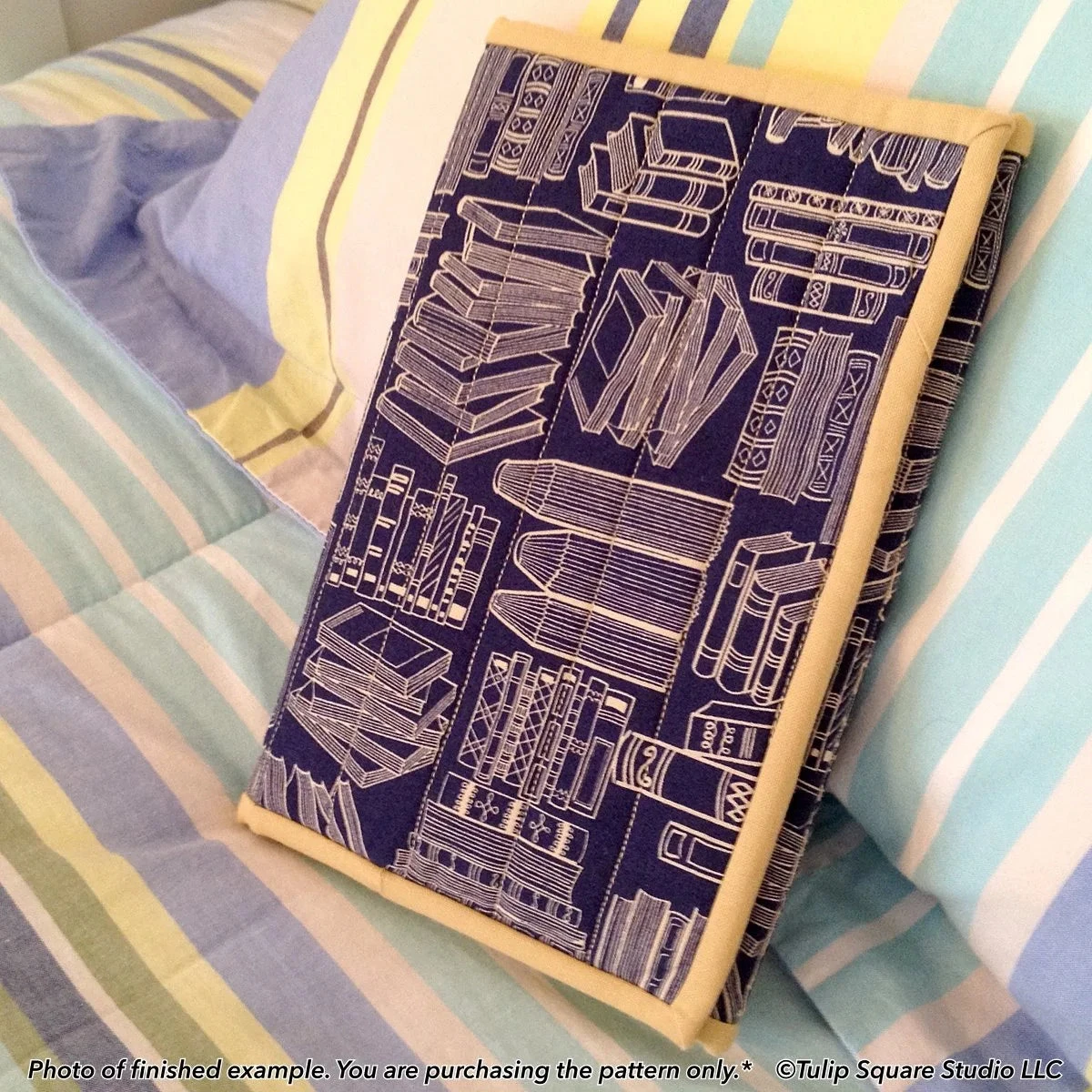 Tri Fold Tablet Totes Quilted Bag Downloadable Pattern 6 Tri Fold Tablet Totes Quilted Bag Downloadable Pattern - Image 4