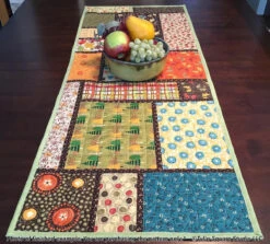 Random Windows Table Runner Downloadable Pattern 11 Random Windows Table Runner Downloadable Pattern -Qbpn 545 ranwin03 tulip square quilt patterns