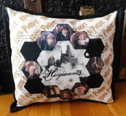 Hexagon Frame Pillow -Qbpn CLPDHE039 2