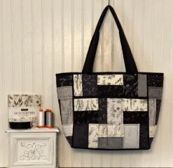 Charming 8 Pocket Tote Bag Pattern -Qbpn IMG 6346
